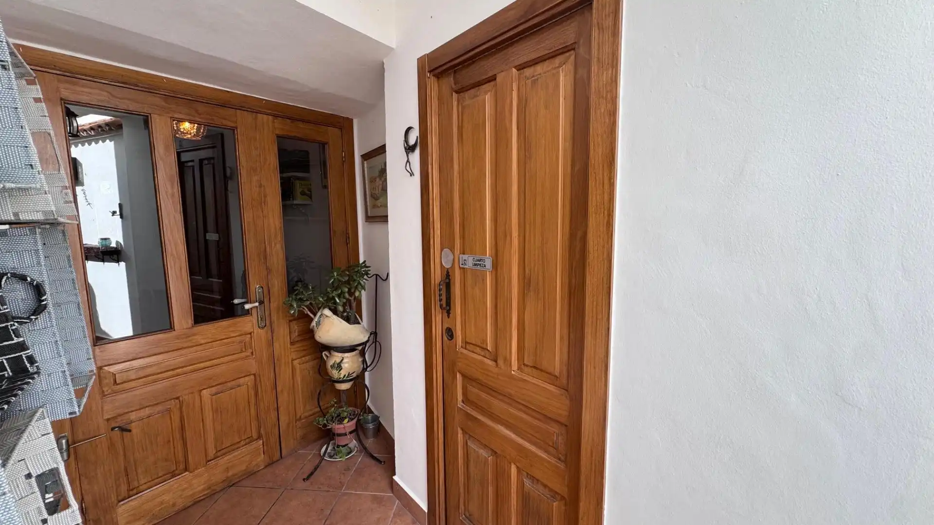 Houses for sale in Iznájar  with Air Conditioner, Heating and Terrace