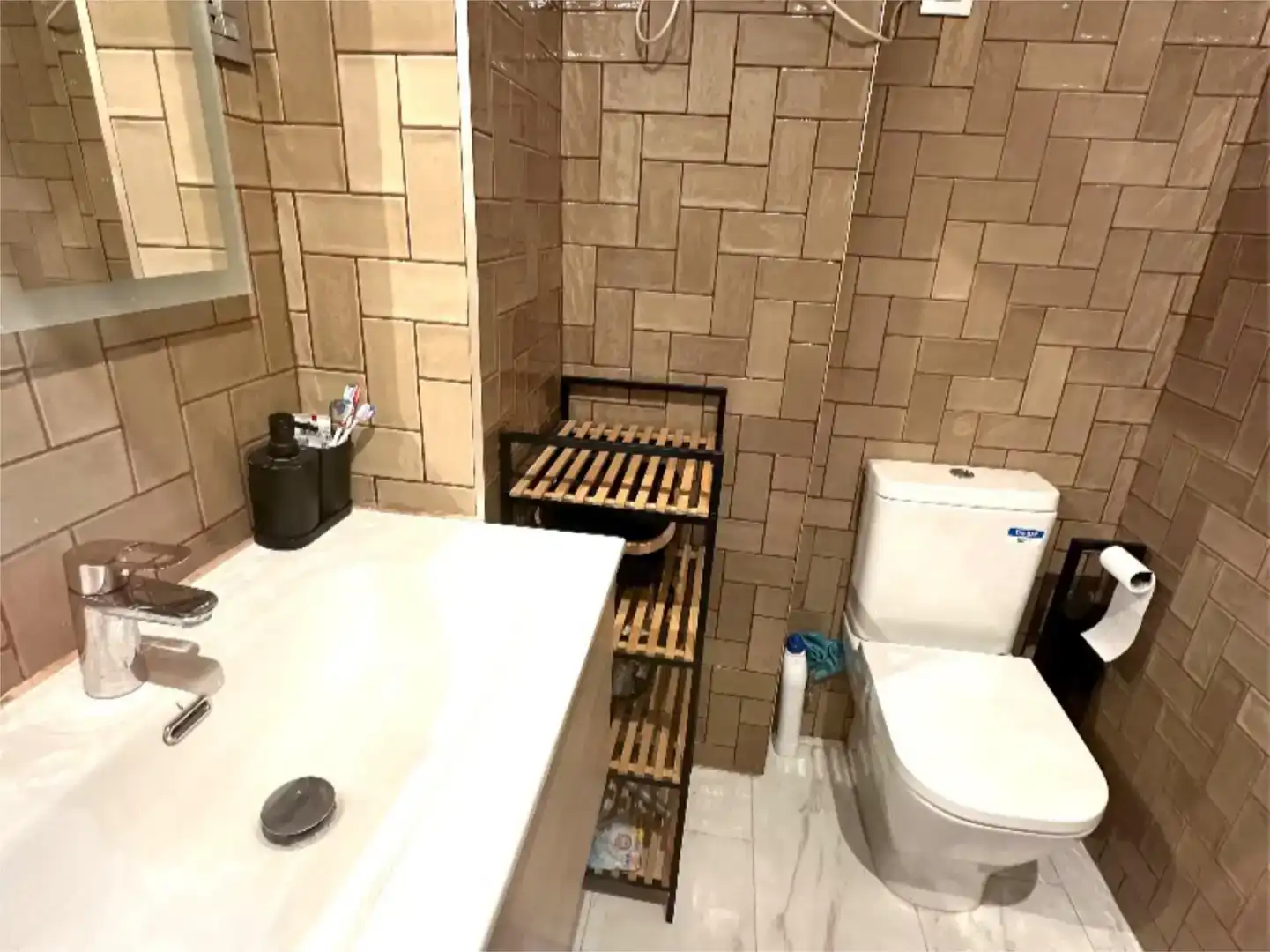 Baño de Piso en venta en Riaño con Trastero y Amueblado