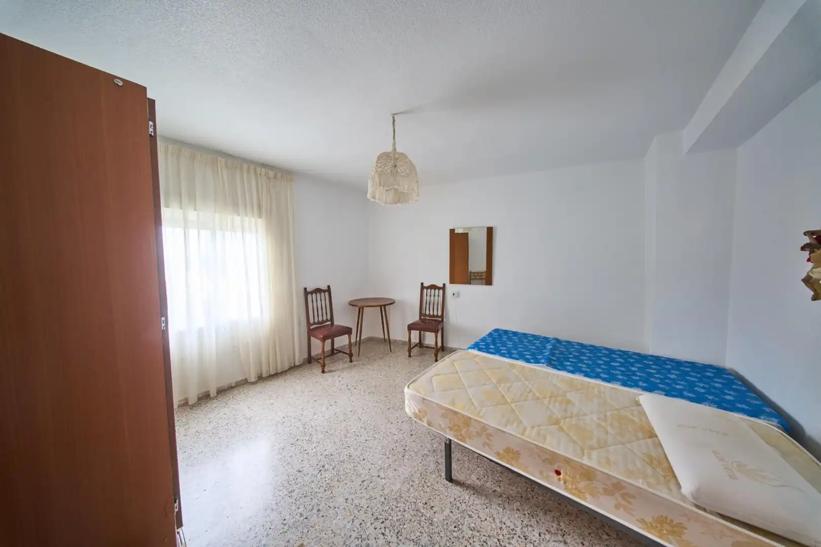 Dormitori de Casa o xalet en venda en Moclín