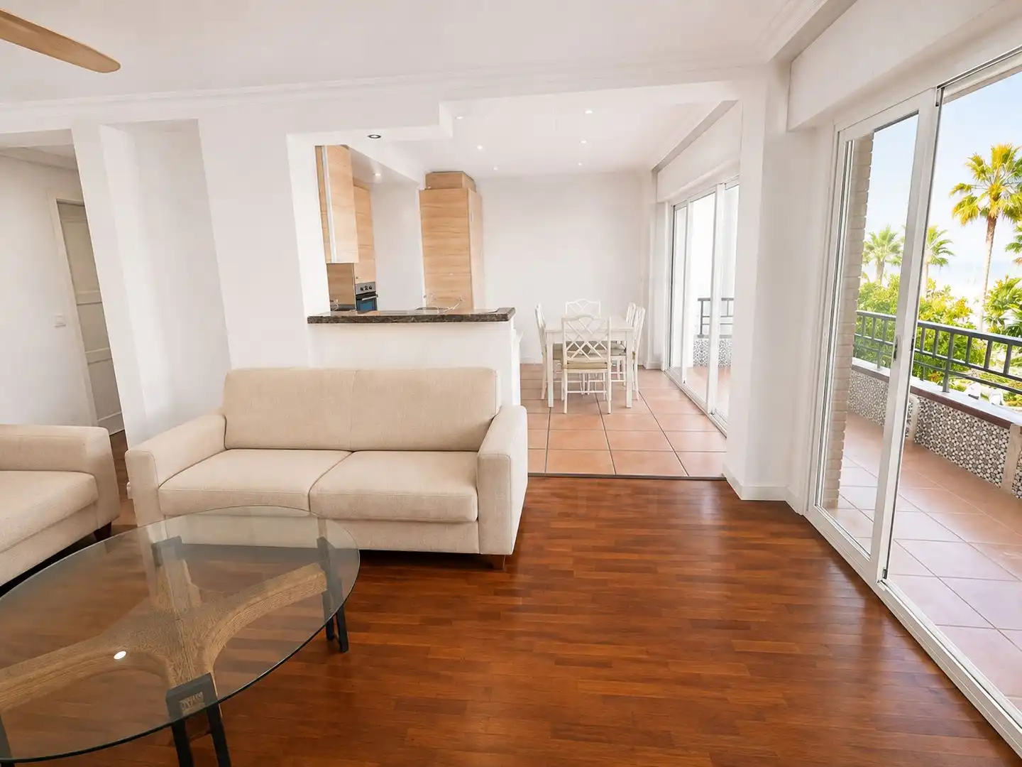 Flat with lift for sale in Estepona Pueblo, imagen 2