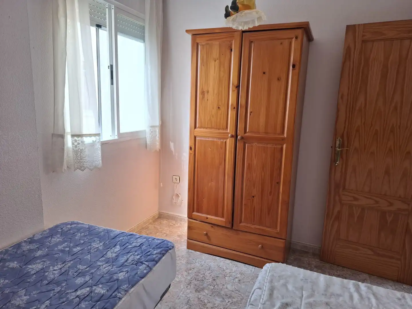 Dormitori de Pis en venda en Torrenueva Costa amb Moblat i Balcó