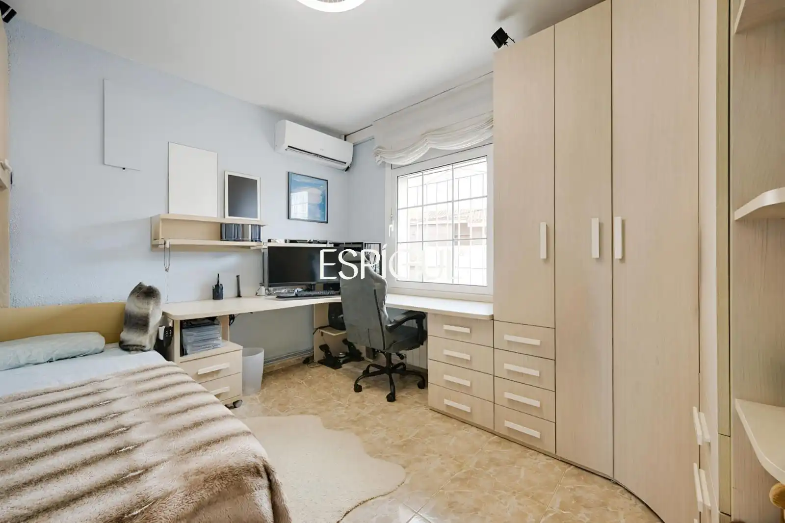 Bedroom of Houses for sale in Rubí  with Air Conditioner, Heating and Terrace