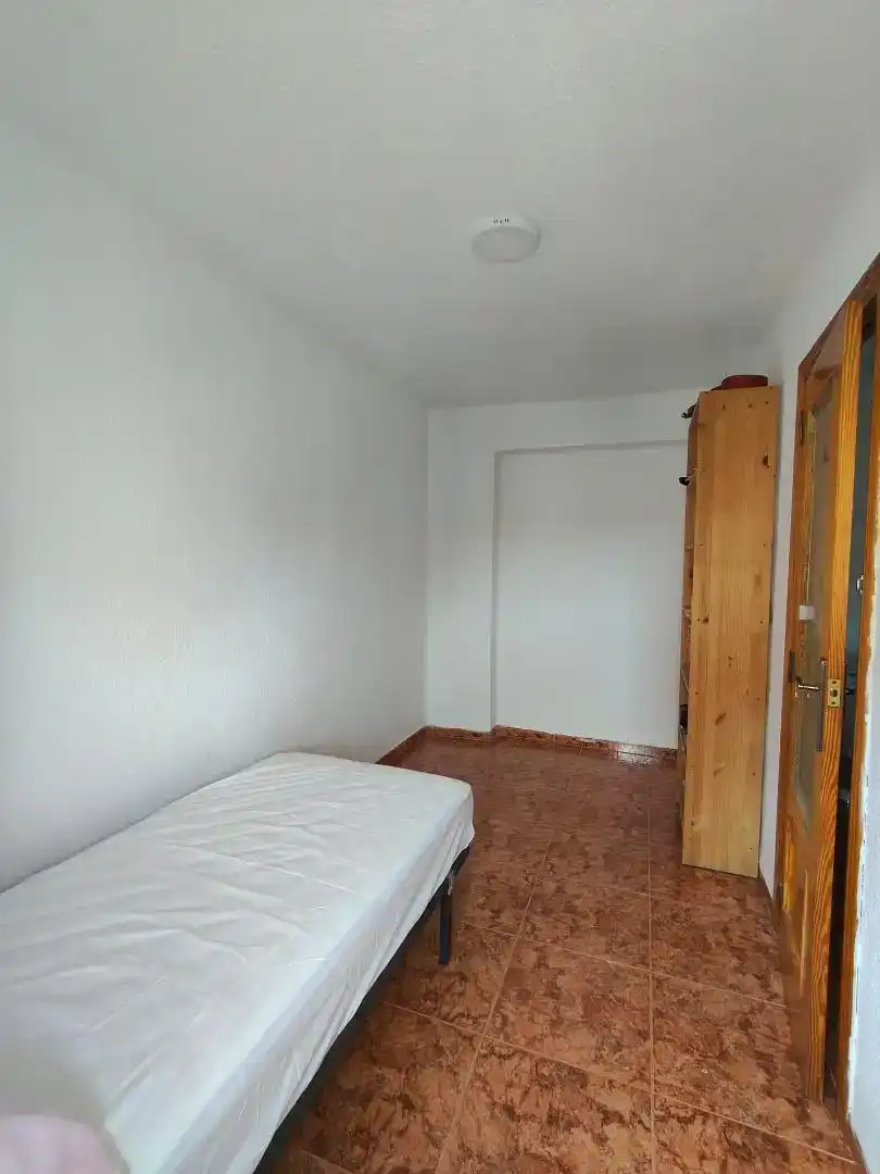 Bedroom of Flat for rent in Catarroja  with Furnished, Washing machine and Microwave