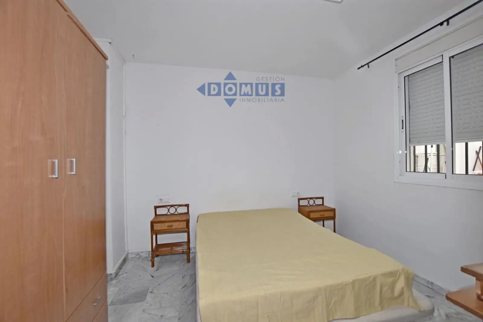 Bedroom of Flat for sale in Ronda  with Air Conditioner, Terrace and Furnished