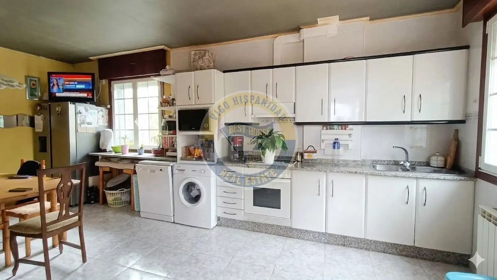 Cocina de Casa o chalet en venta en Vigo  con Calefacción, Jardín privado y Terraza