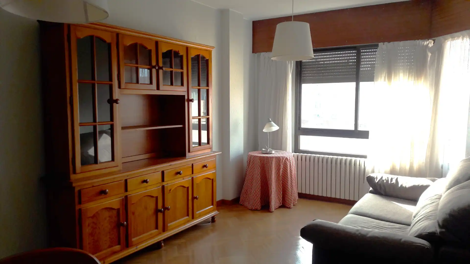 Wohnung mit Aufzug zur Miete in Calle de Santa Teresa de Jesús