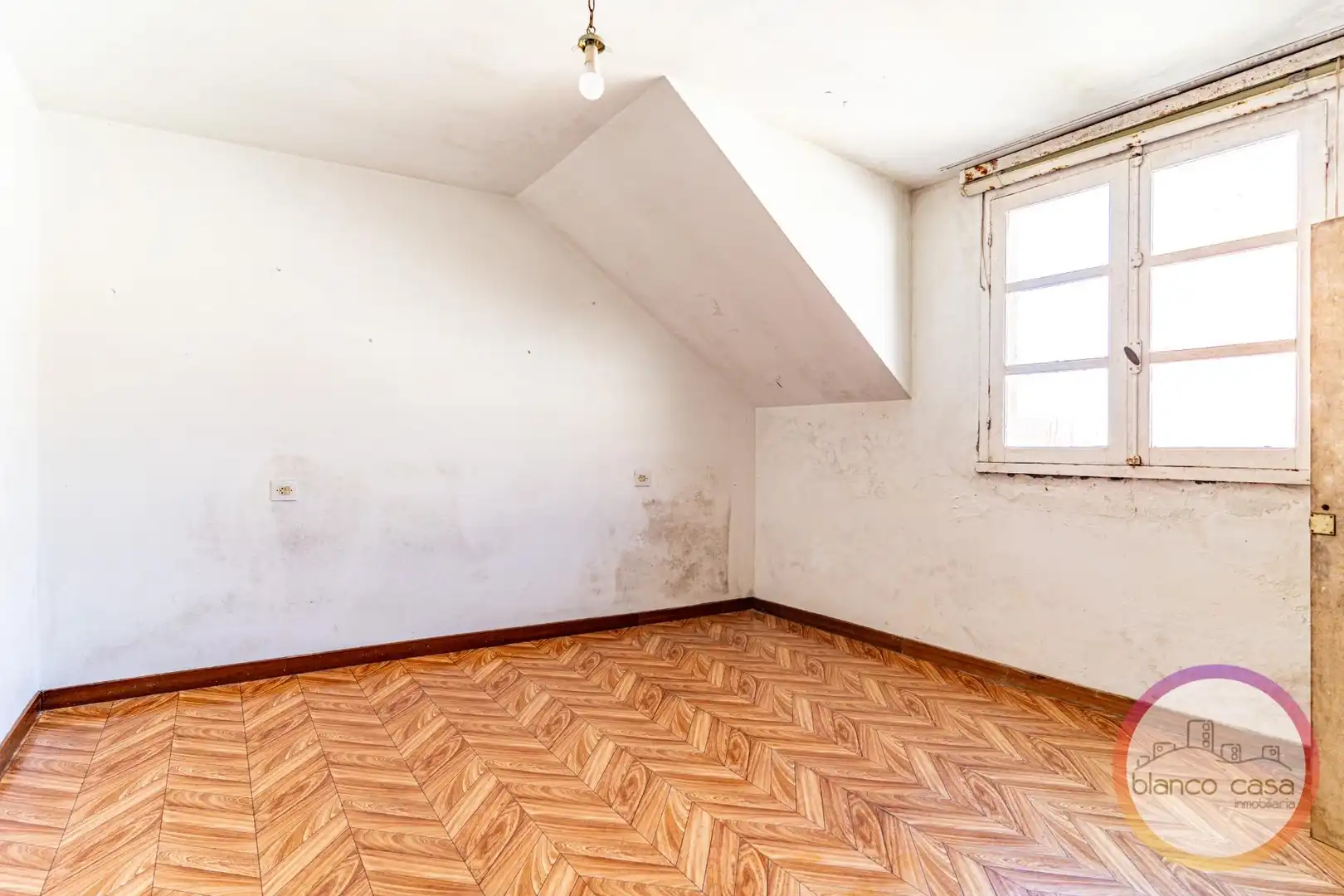 Bedroom of Houses for sale in Laxe  with Heating and Terrace