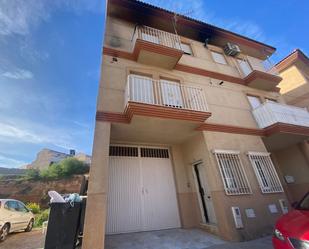 Exterior view of Single-family semi-detached for sale in Iznalloz