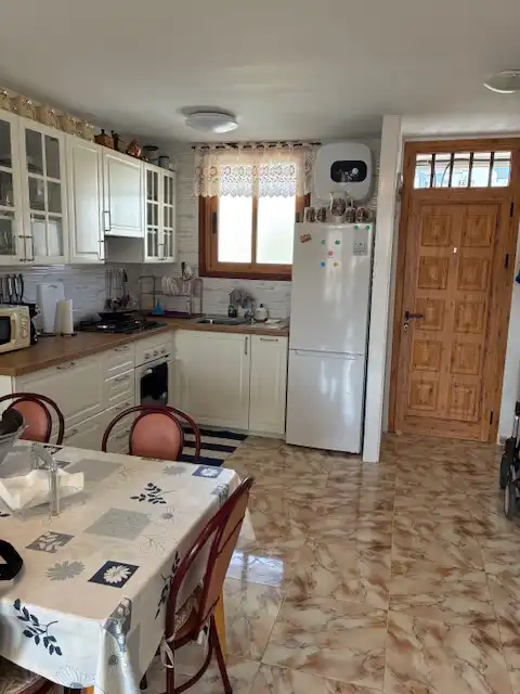 Cocina de Apartamento de alquiler en Arona con Amueblado, Horno y Lavadora