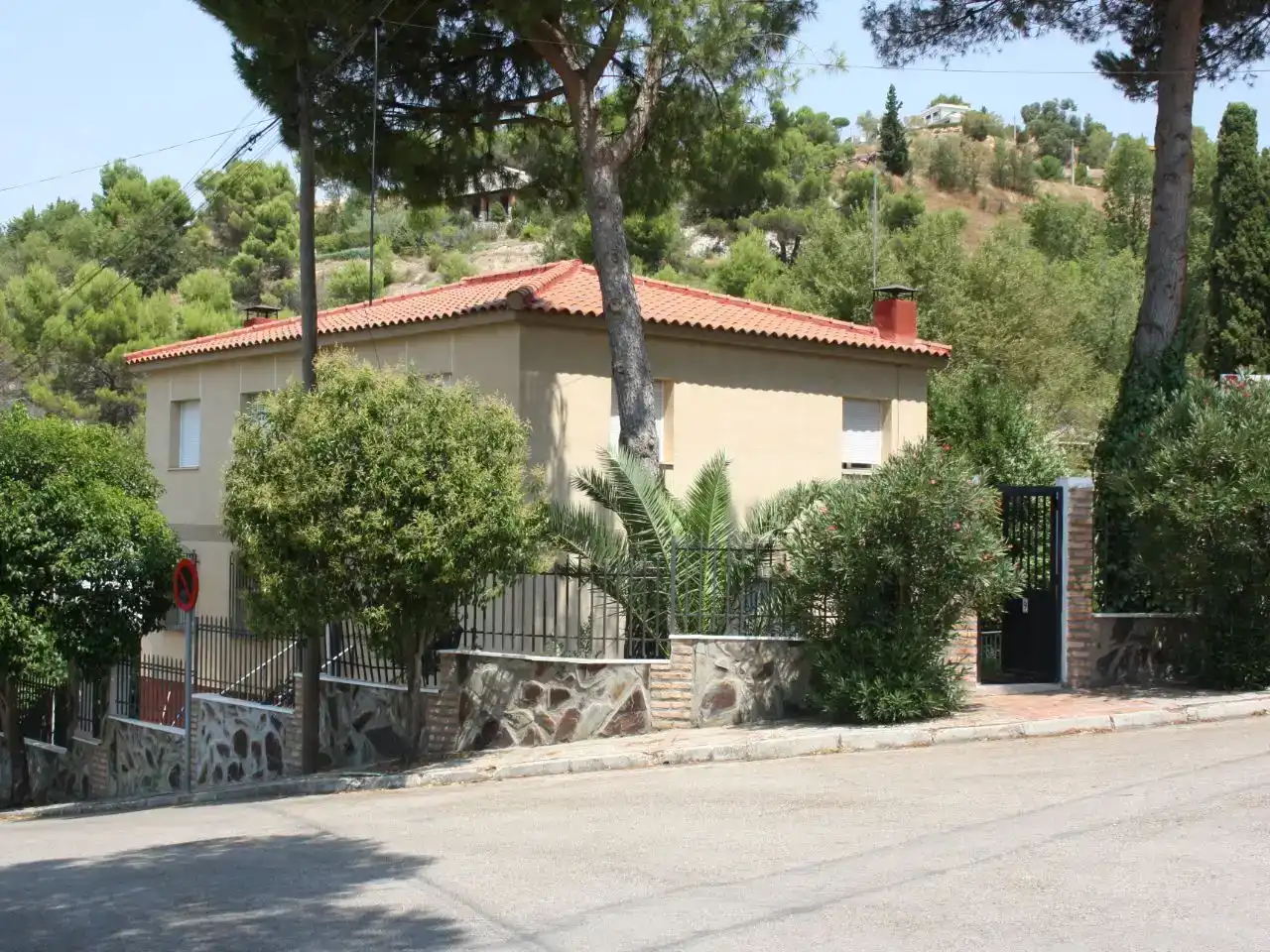 Vista exterior de Casa o chalet en venta en Chinchón con Piscina
