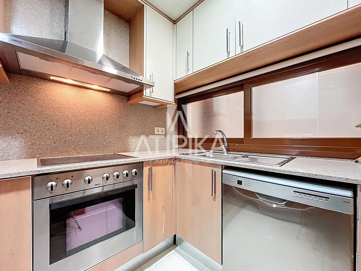 Cocina de Piso en venta en Barcelona con Aire acondicionado, Parquet y Amueblado