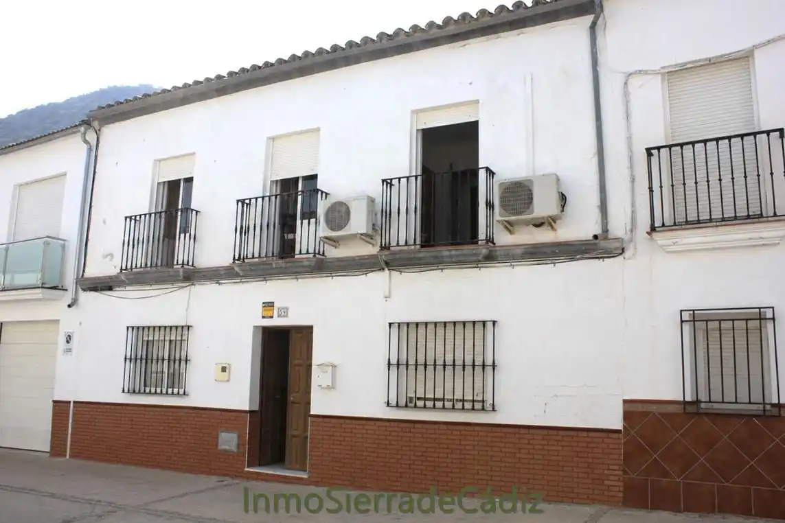 Exterior view of Houses for sale in Algodonales  with Air Conditioner, Private garden and Storage room