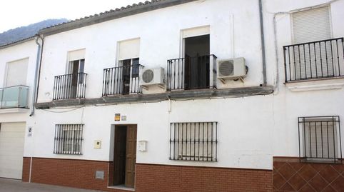 Casa Pueblo en venta en Algodonales, 5 dormitorios.