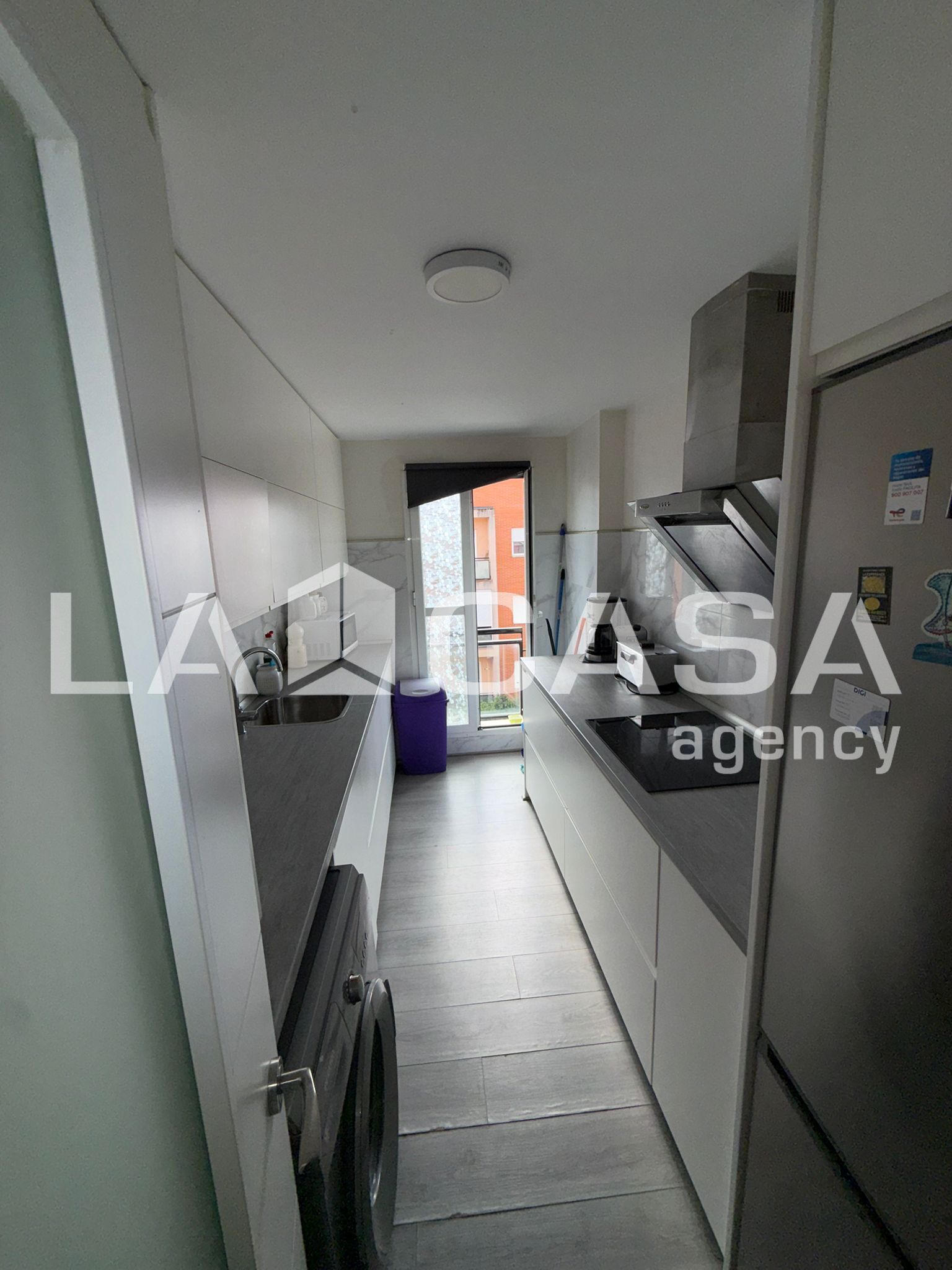 Cuina de Pis en venda en Dos Hermanas amb Terrassa, Traster i Balcó