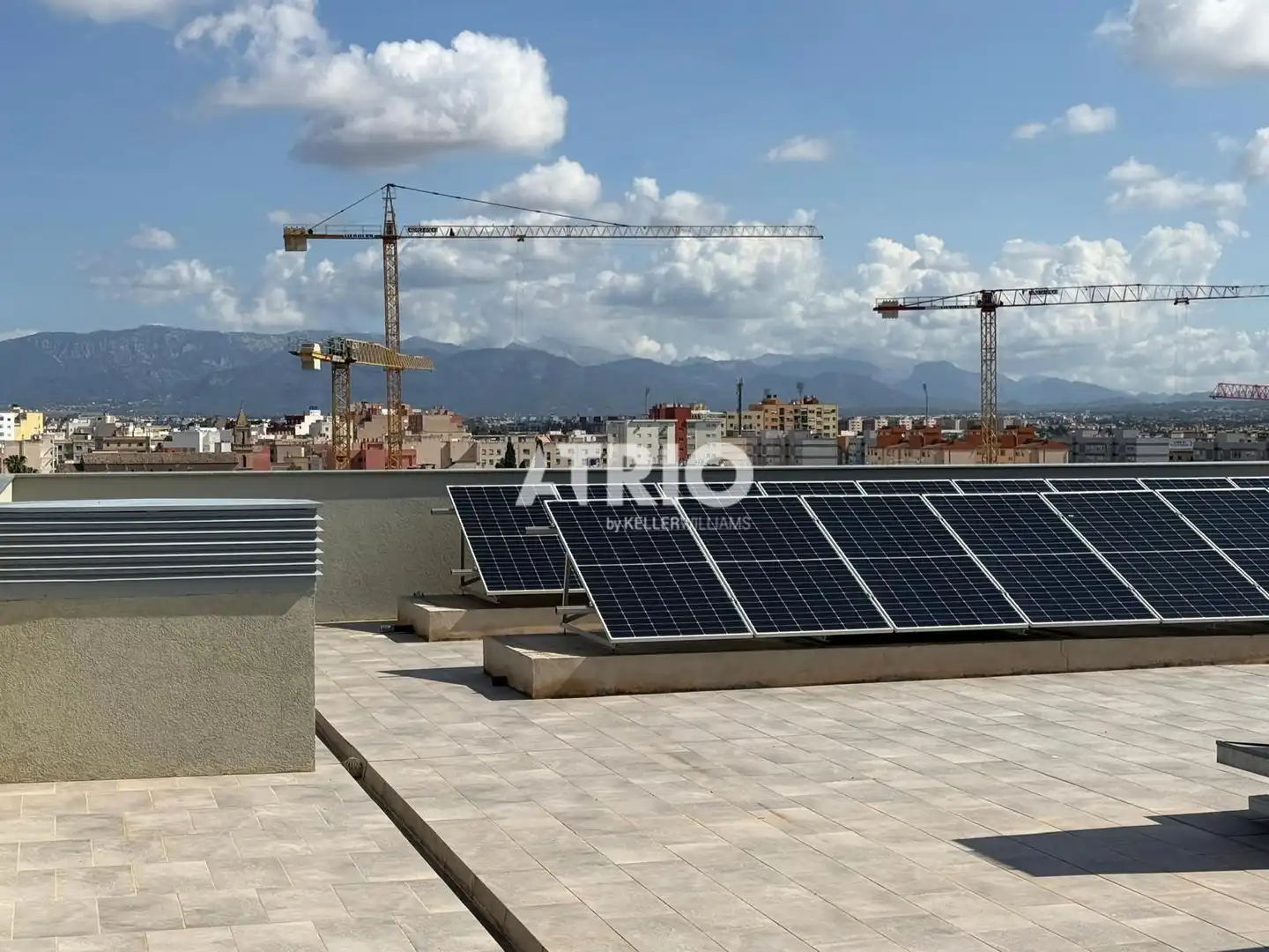 Terraza de Piso en venta en  Palma de Mallorca con Aire acondicionado, Terraza y Piscina