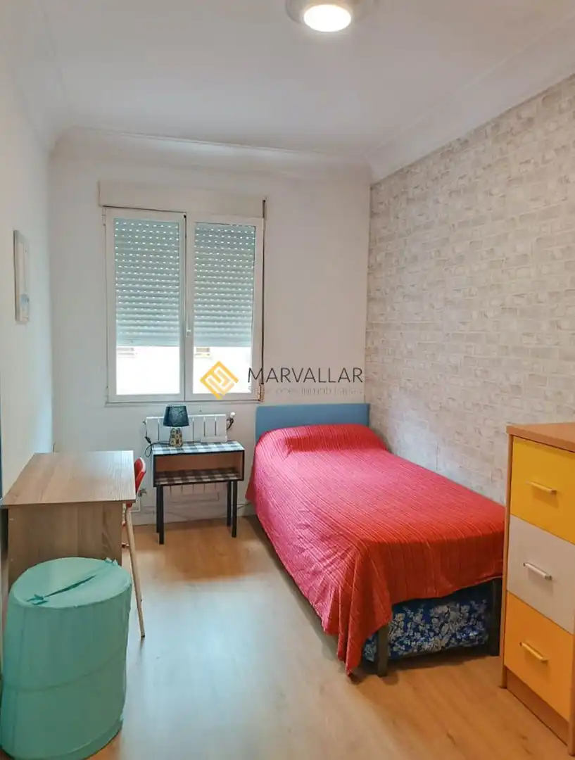 Habitación de Piso en venta en Santander con Calefacción