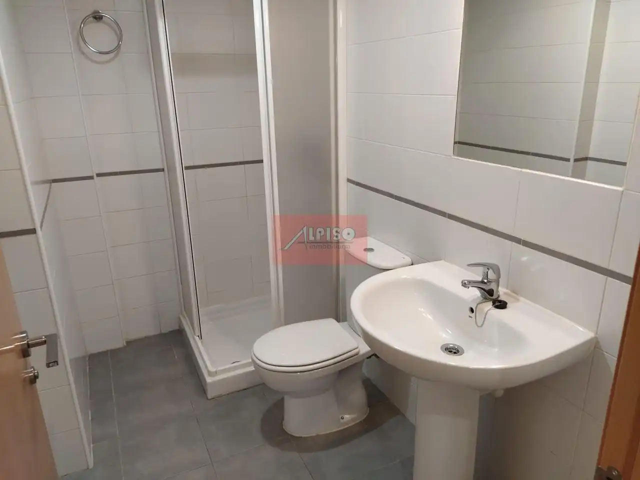 Bathroom of Flat for sale in Ourense Capital   with Heating