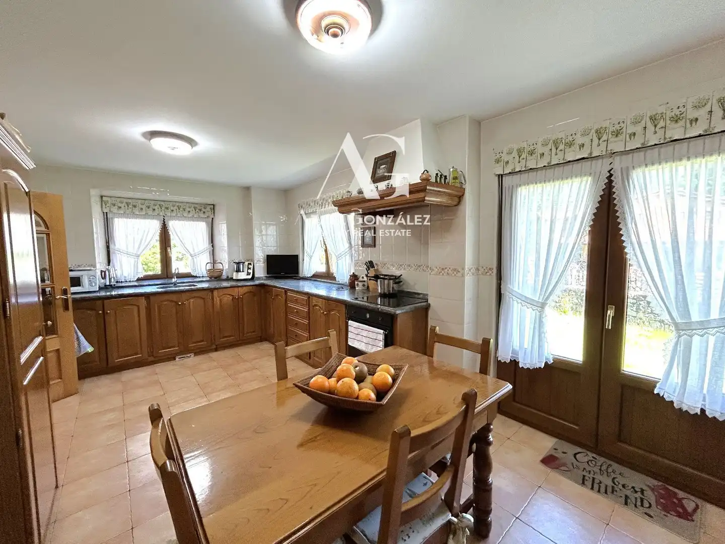 Cocina de Casa o chalet en venta en Ruente con Calefacción, Jardín privado y Terraza
