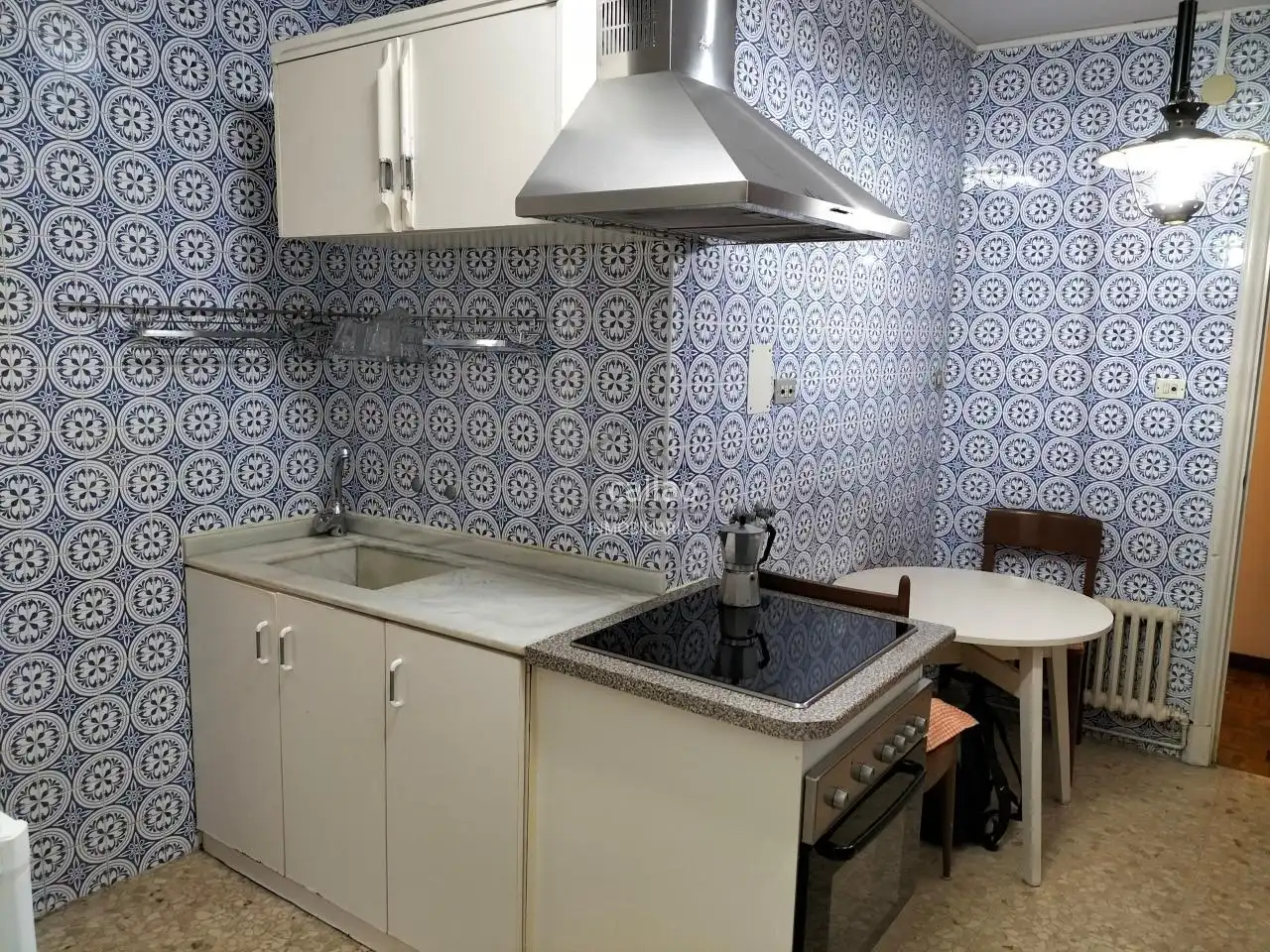 Cocina de Piso de alquiler en Ferrol con Calefacción, Parquet y Amueblado