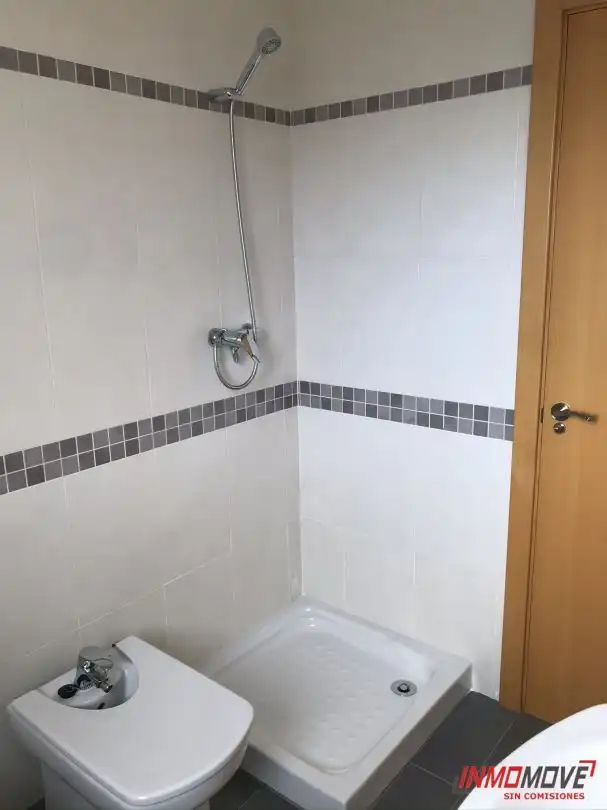 Adossat amb piscina en venda a Haro, imagen 15