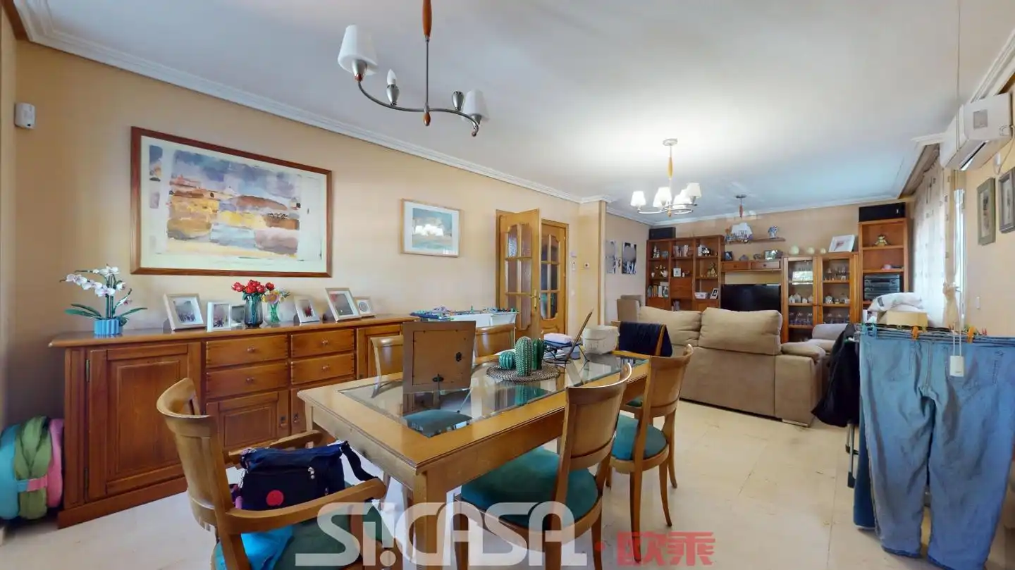Detached homes for sale in Parla, Madrid