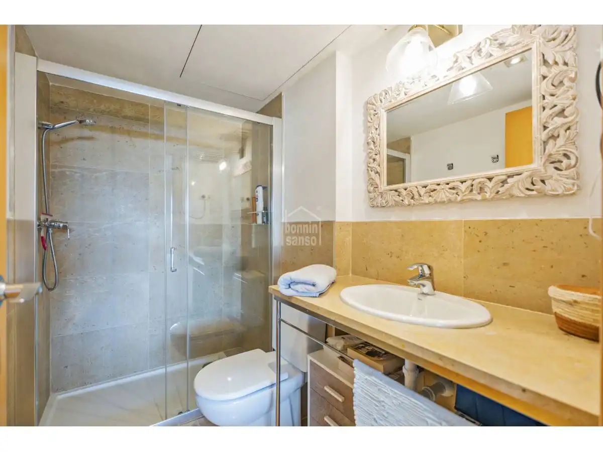 Baño de Apartamento en venta en Ciutadella de Menorca con Calefacción, Terraza y Piscina