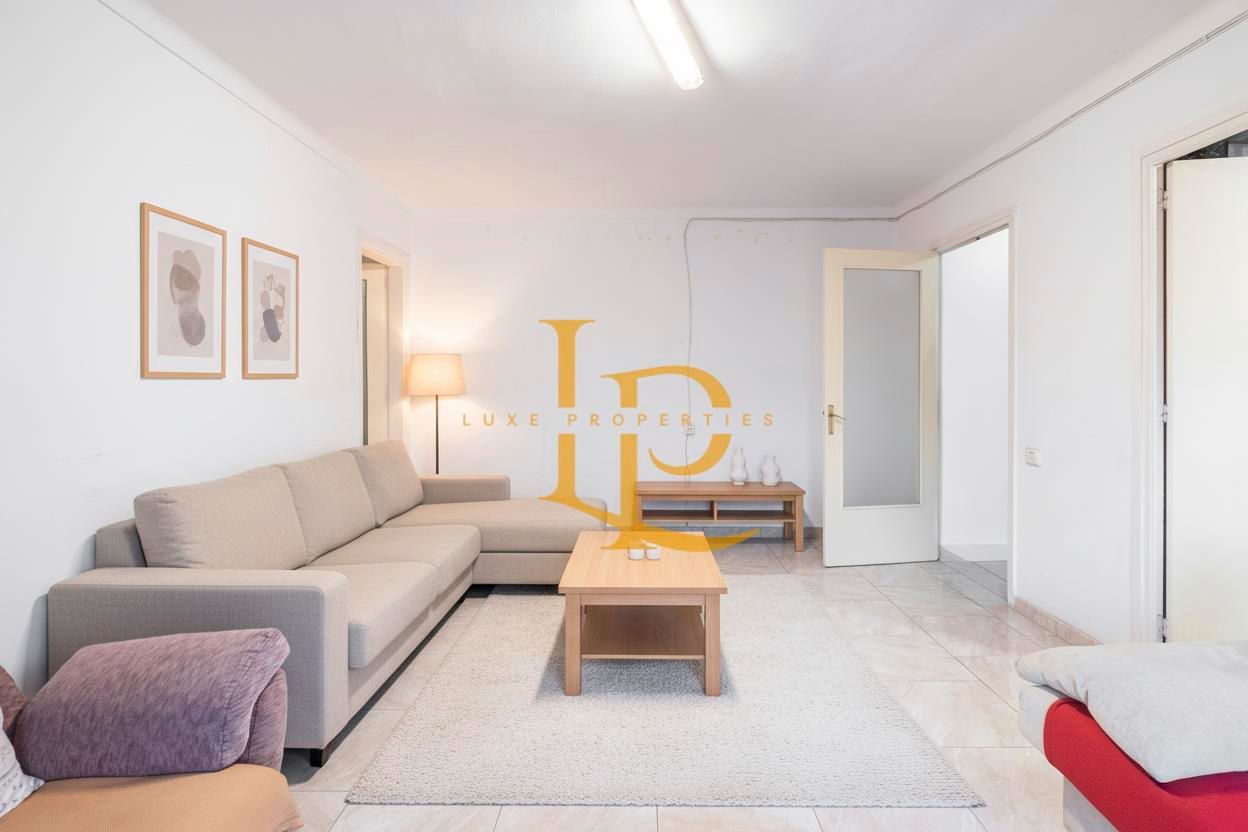 Living room of Flat for sale in Rubí  with Air Conditioner, Heating and Terrace