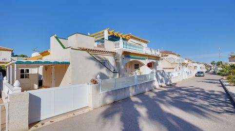 Foto 3 de Casa adosada en venta en Lomas de Cabo Roig - Los Dolses, Orihuela