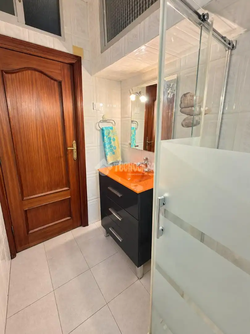 Baño de Piso en venta en Carabanchel