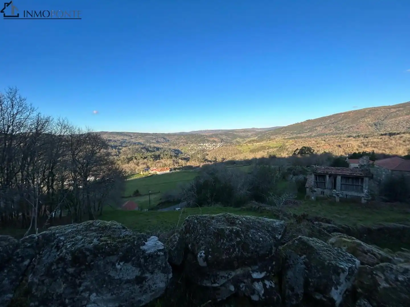 Vista exterior de Casa o xalet en venda en Cerdedo amb Jardí privat i Traster