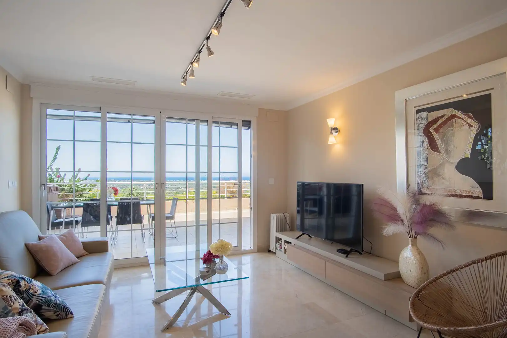 Sala d'estar de Apartament en venda en Pedreguer amb Terrassa i Jacuzzi