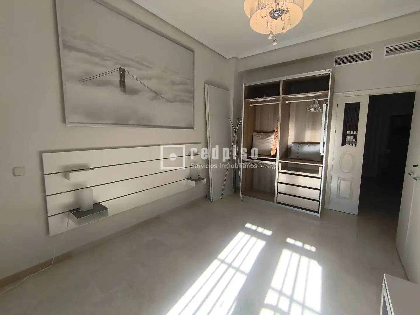 Habitación de Piso de alquiler en Sevilla con Aire acondicionado, Terraza y Amueblado