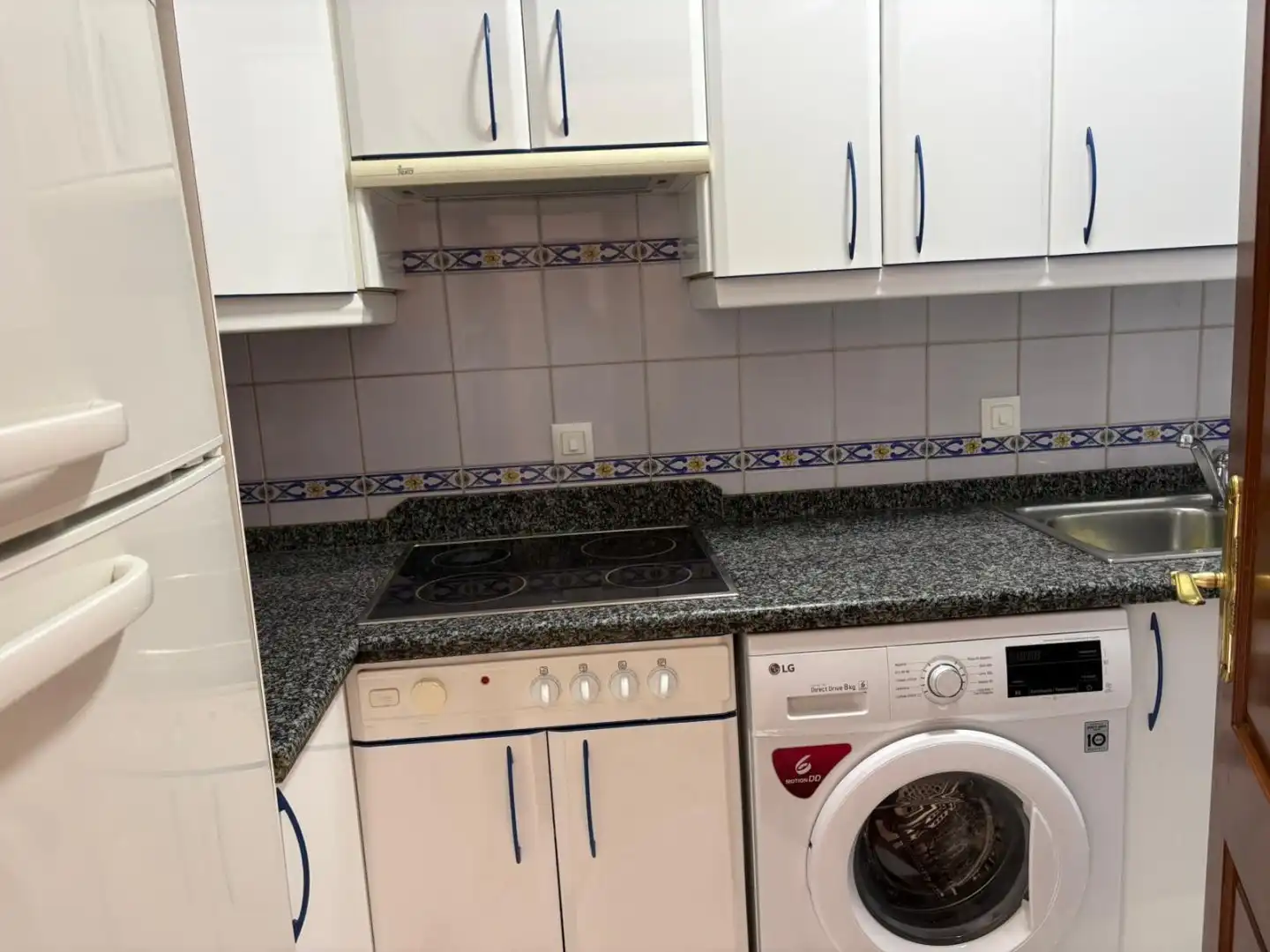Cuina de Dúplex de lloguer en Sevilla amb Aire condicionat, Calefacció i Terrassa