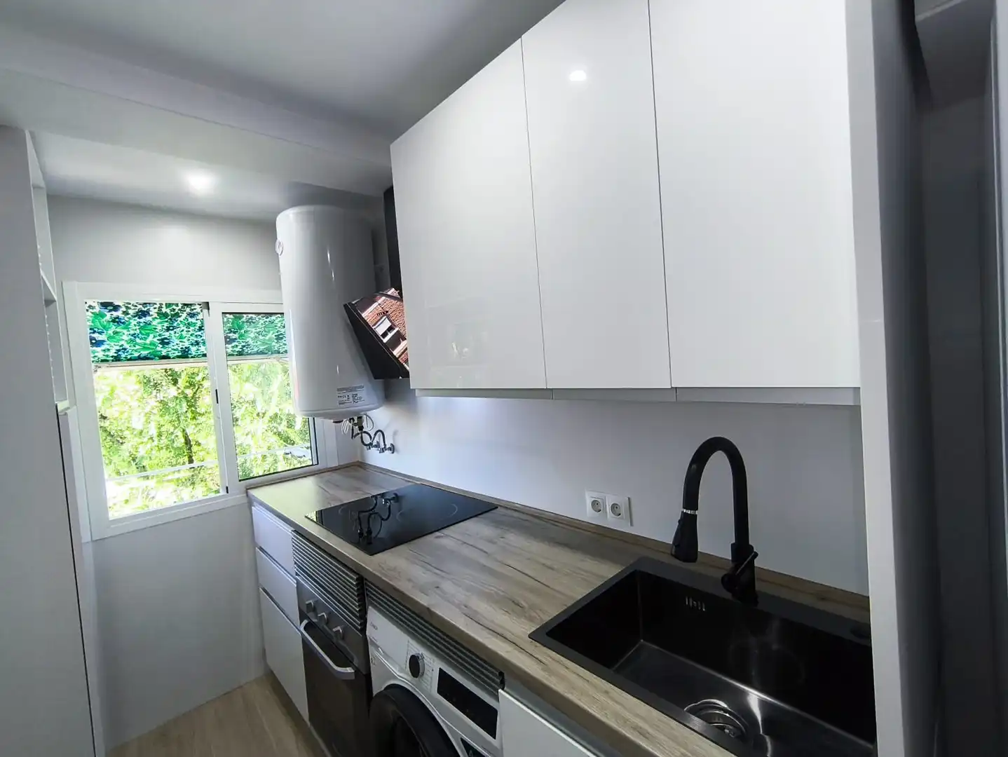 Cocina de Piso para compartir en Madrid con Calefacción, Amueblado y Horno