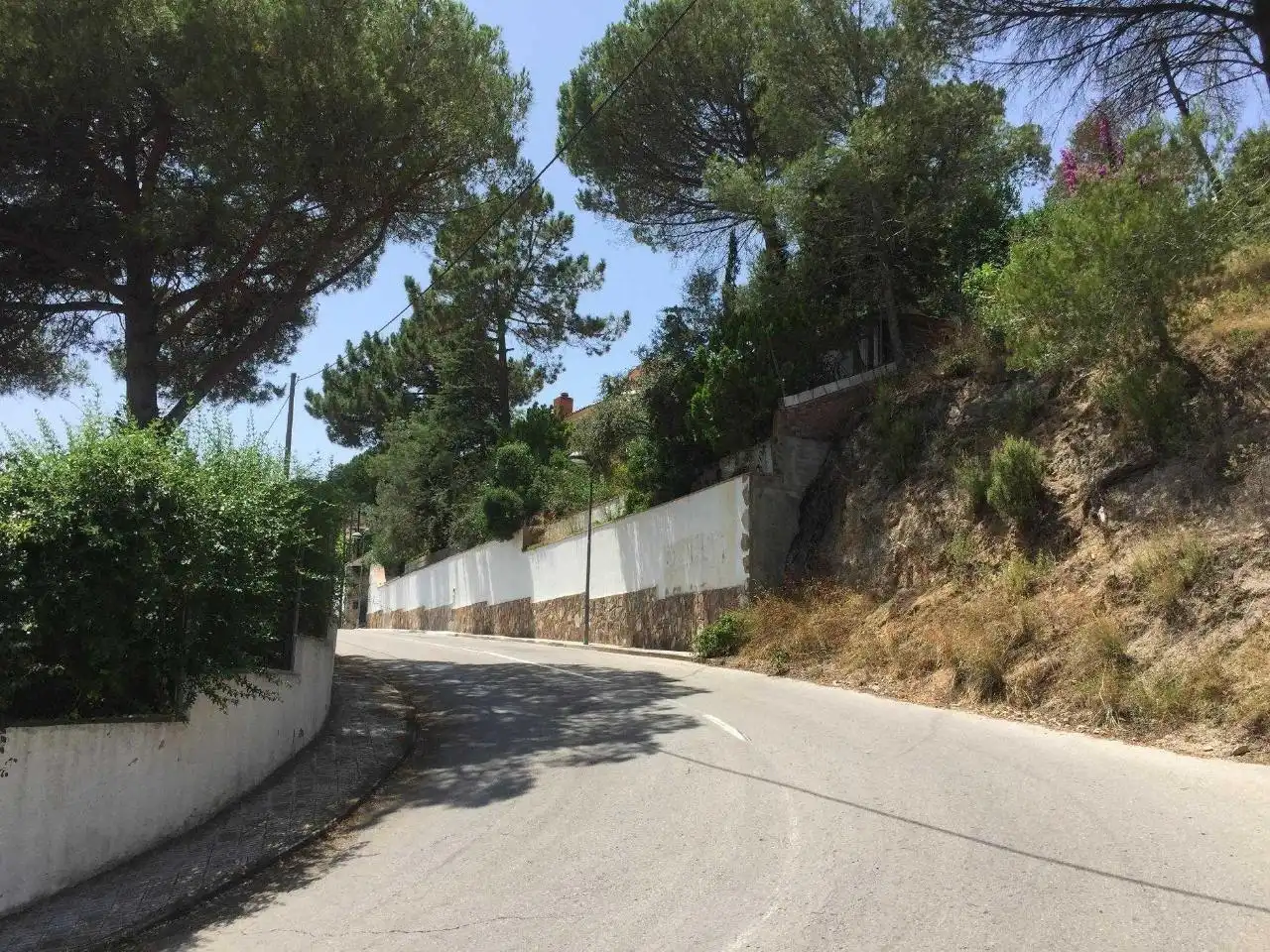 Terreno residencial en venta en Plaça de les Ginesteres, imagen 2