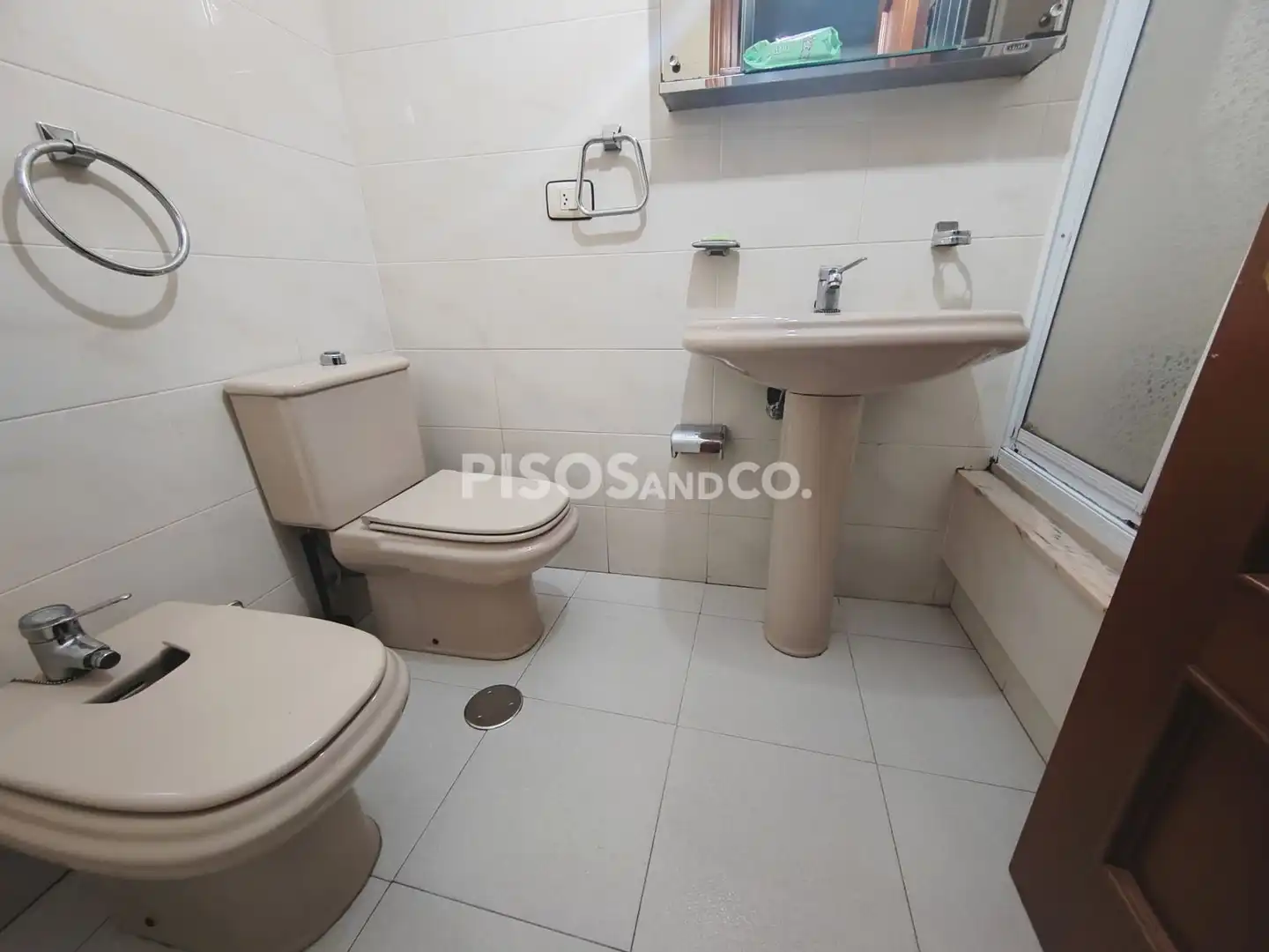 Baño de Piso en venta en A Coruña Capital  con Calefacción y Trastero