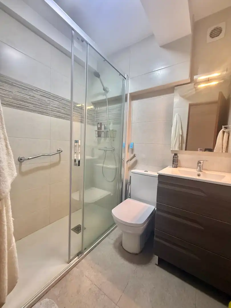Baño de Finca rústica en venta en Palencia con Calefacción, Trastero y Amueblado