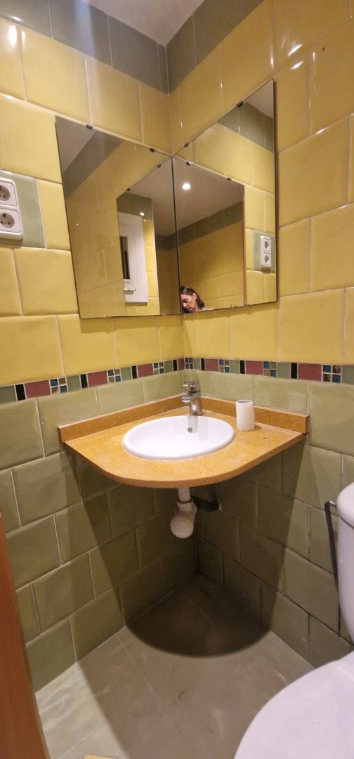 Bathroom of Flat for sale in Badalona  with Parquet flooring and Alarm