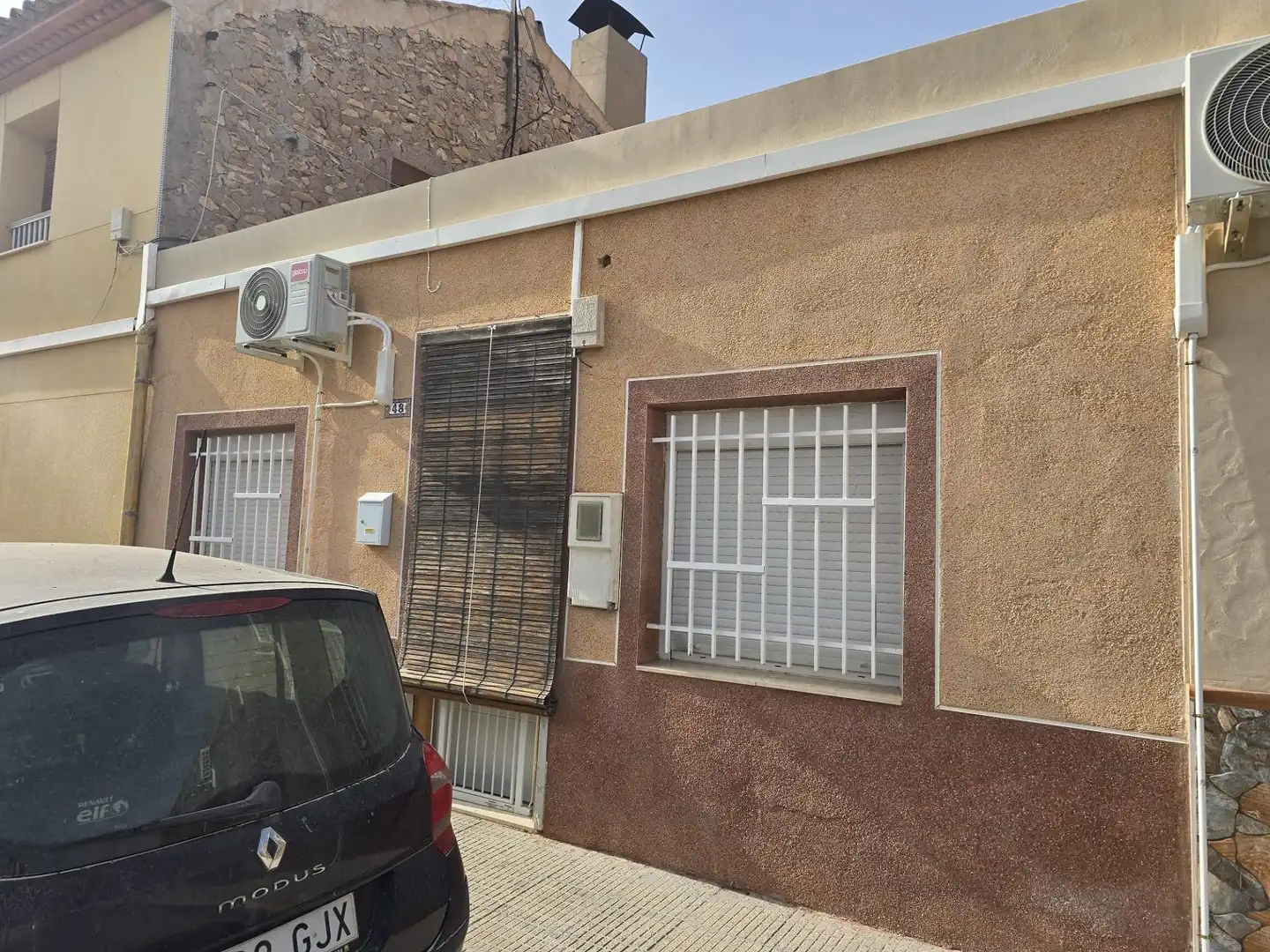 Vista exterior de Dúplex en venda en El Pinós / Pinoso amb Aire condicionat, Calefacció i Terrassa