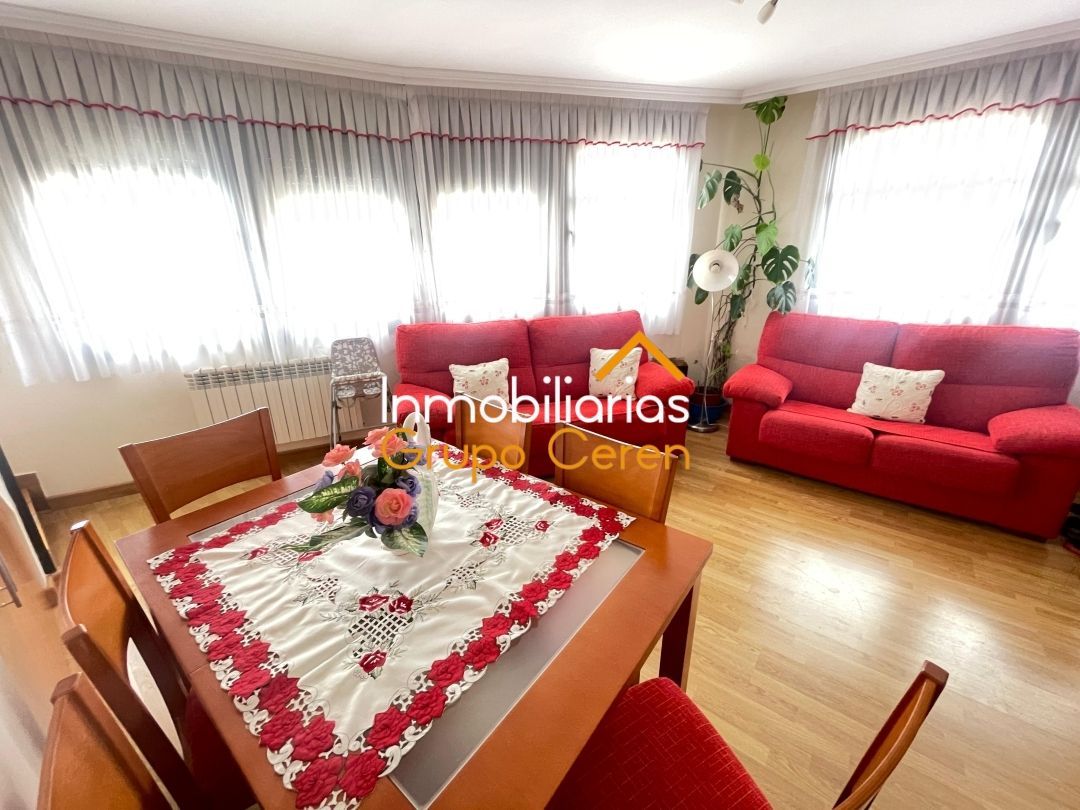 Living room of Flat for sale in Ezcaray  with Heating and Furnished