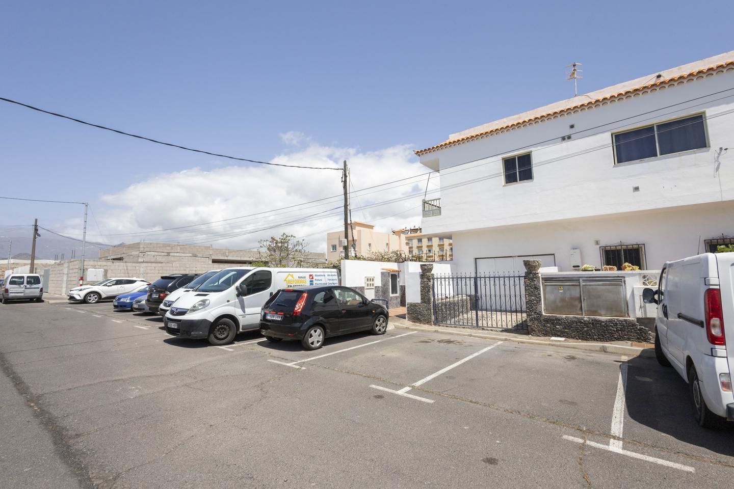 Vista exterior de Planta baixa en venda en Arona