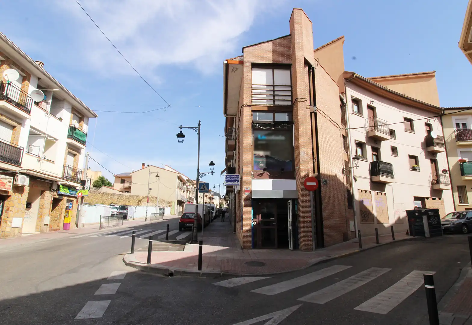 Außenansicht von Gebäude zum Verkauf in El Molar (Madrid)