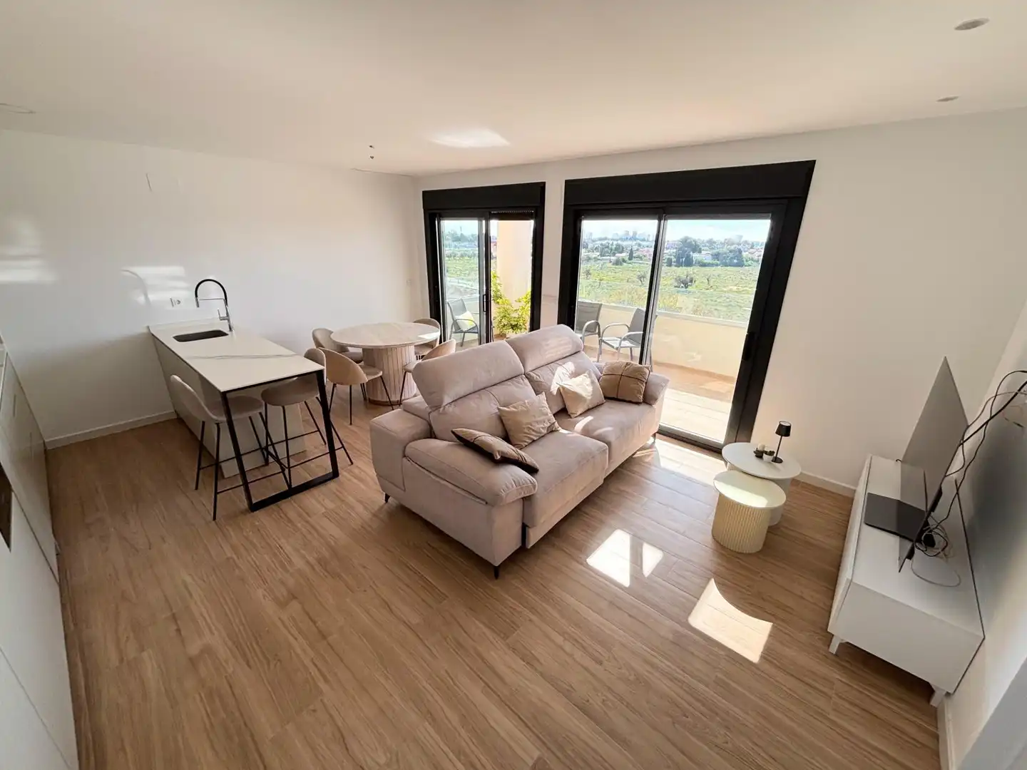 Sala d'estar de Pis en venda en Sant Joan d'Alacant amb Aire condicionat, Terrassa i Traster