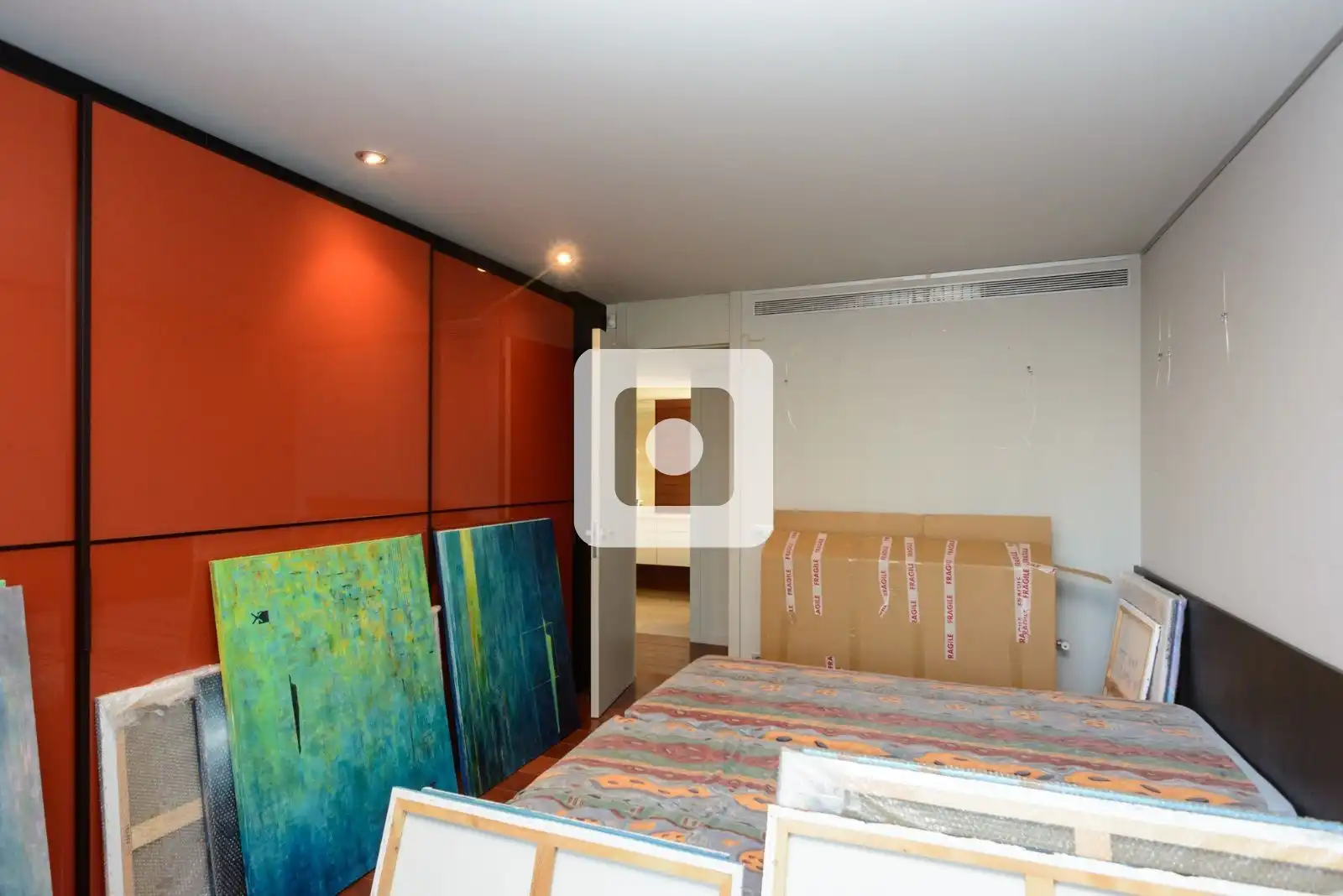 Habitación de Casa o chalet en venta en Figueres con Aire acondicionado, Calefacción y Piscina
