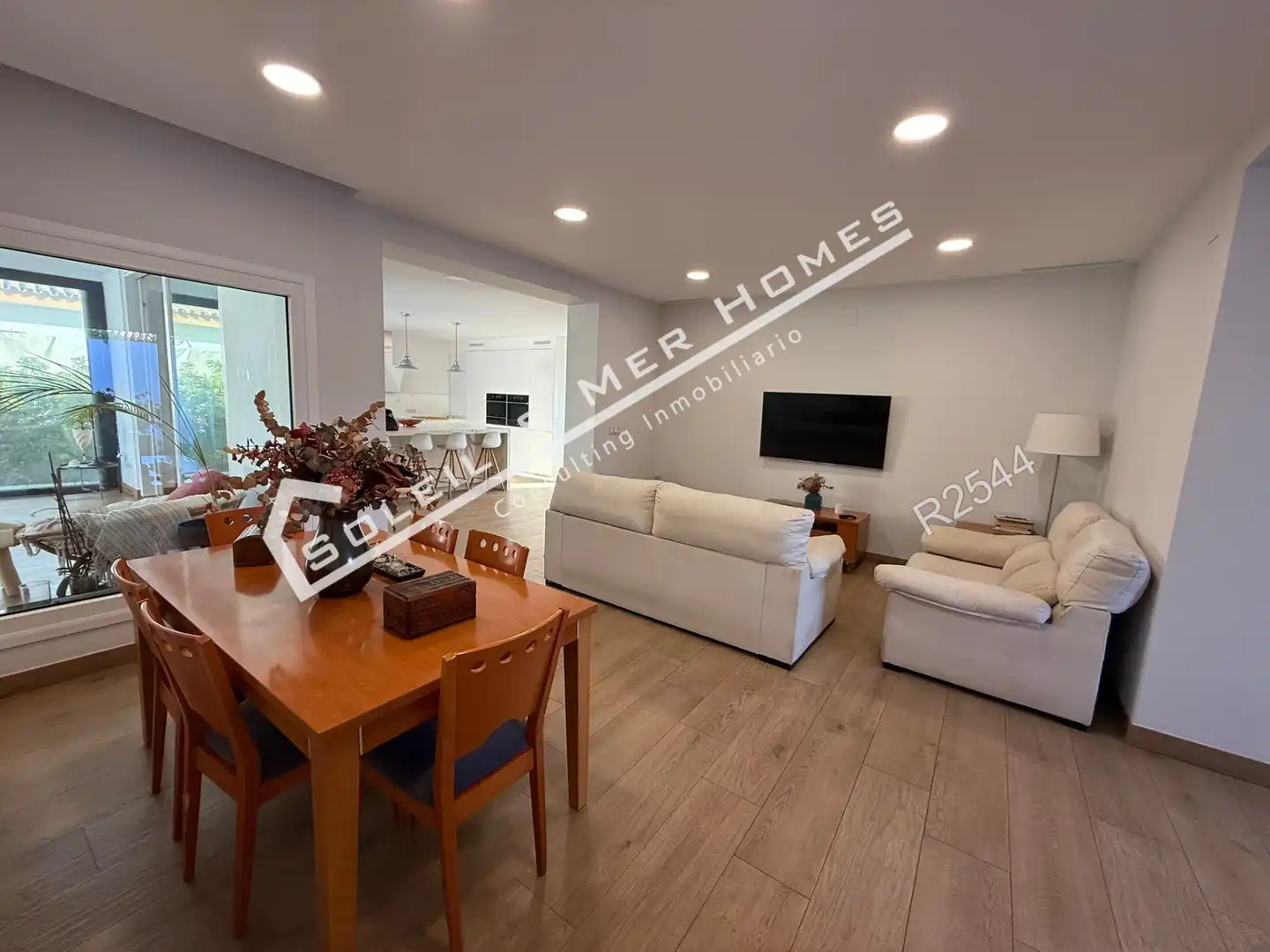 Sala d'estar de Casa o xalet en venda en El Puerto de Santa María