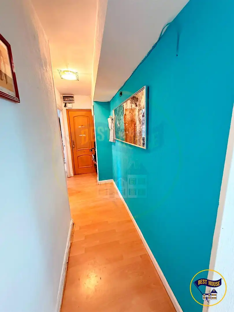 Piso en venta en RAMON Y CAJAL, Centro