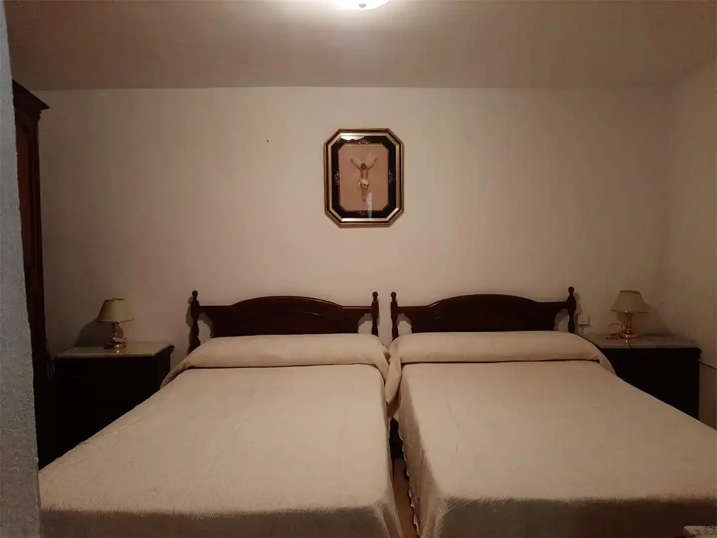 Dormitori de Casa o xalet en venda en Guadix