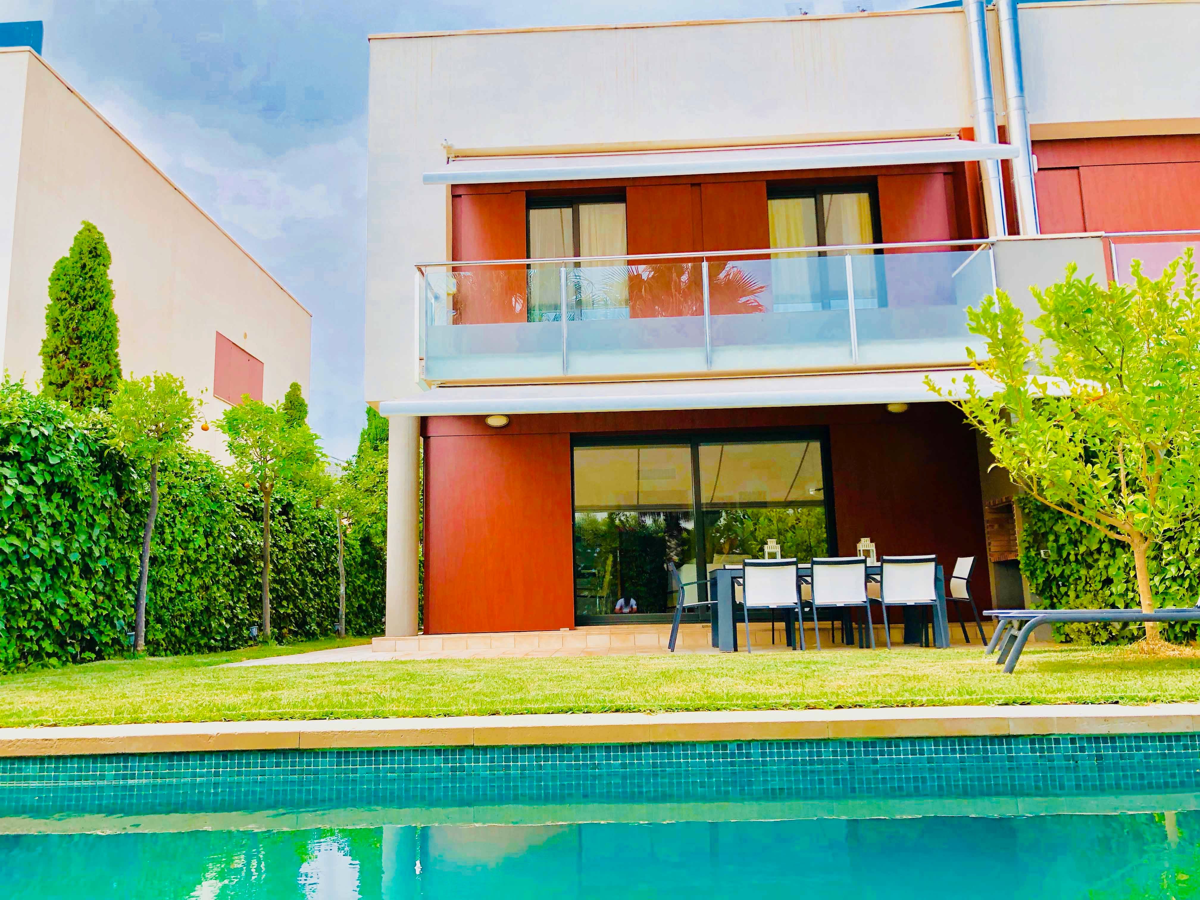 Jardín de Casa adosada en venta en Cambrils con Aire acondicionado, Calefacción y Jardín privado
