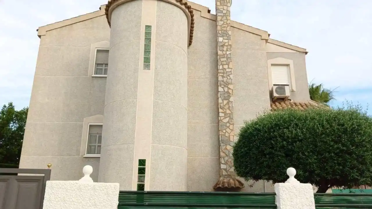 Vista exterior de Casa o chalet en venta en Benferri con Aire acondicionado, Calefacción y Terraza