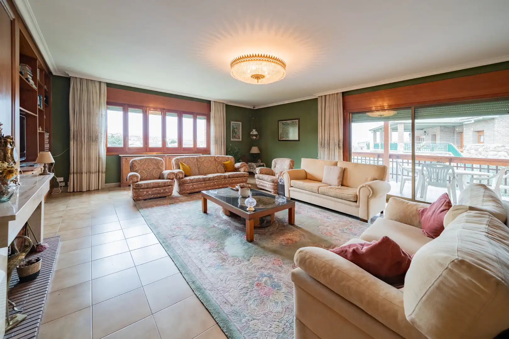 Sala de estar de Casa o chalet en venta en El Molar (Madrid) con Calefacción, Jardín privado y Terraza
